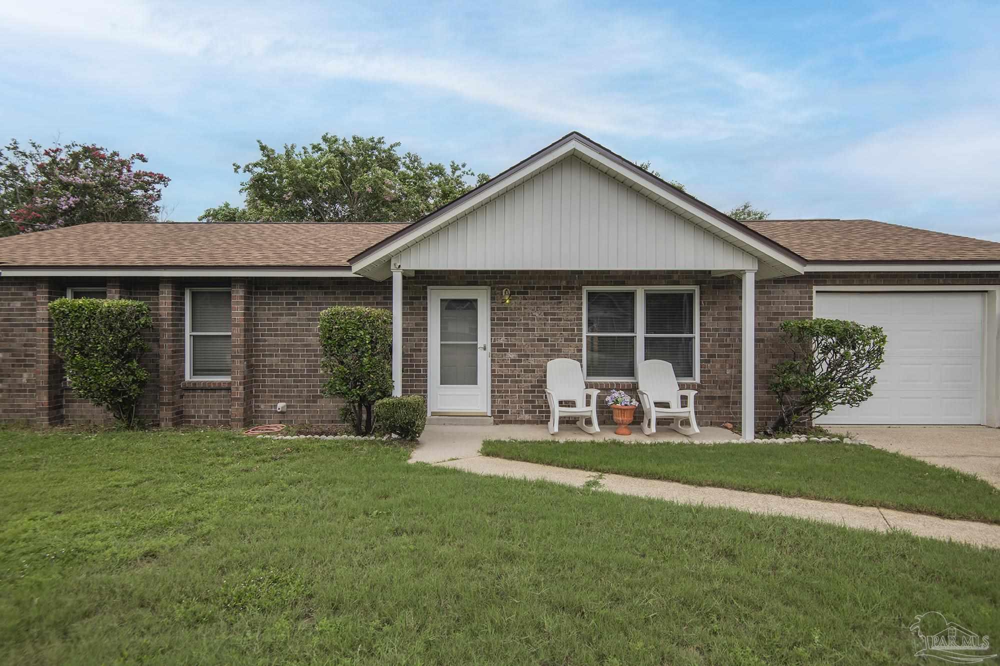 Photo 1 of 43 — 5711 Graymont Ln, Pensacola, FL 32526