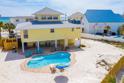 A home in Pensacola Beach