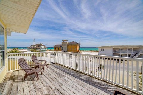 A home in Pensacola Beach