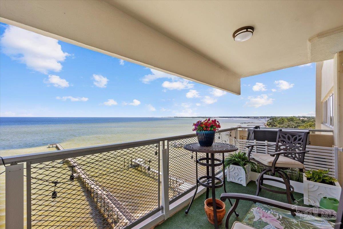 Photo 1 of 37 — 825 Bayshore 701, Pensacola, FL 32507