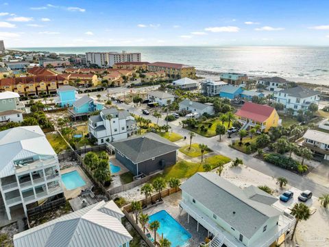 A home in Pensacola Beach