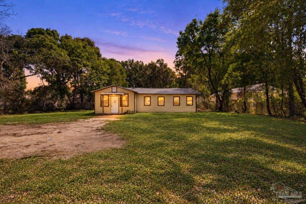 2403 E JOHNSON AVE, PENSACOLA, FL 32514 - Image df3be2e62ed1f1ea234cd02b8edf4e0c/319438608