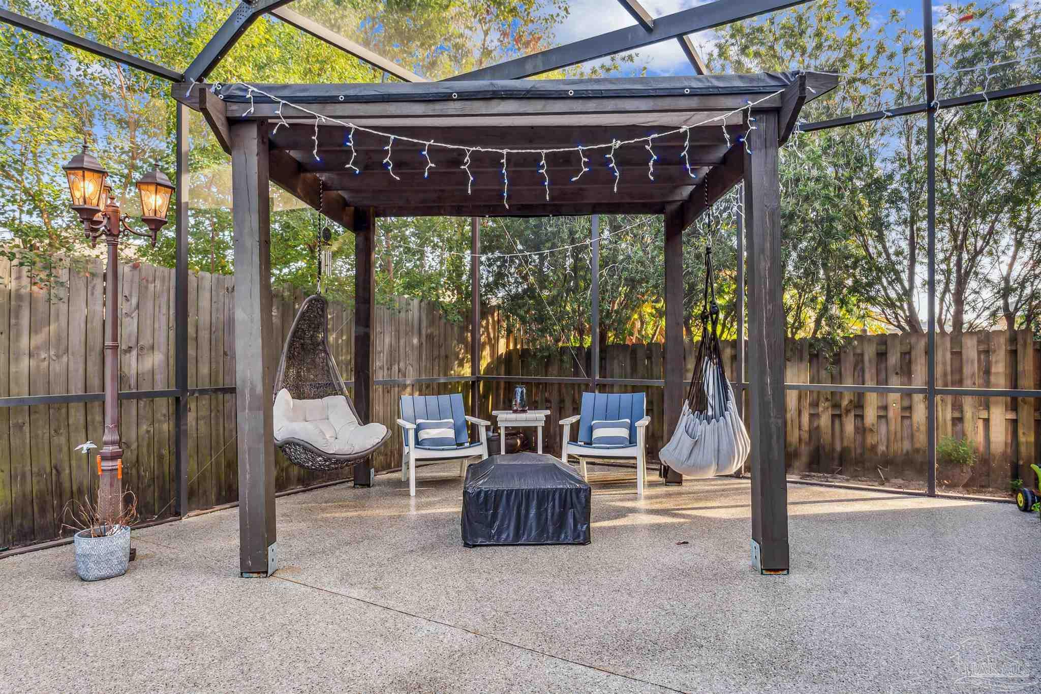 Navarre, Florida 32566, United States, 4 Bedrooms Bedrooms, ,3 BathroomsBathrooms,Residential,Contingent,25760