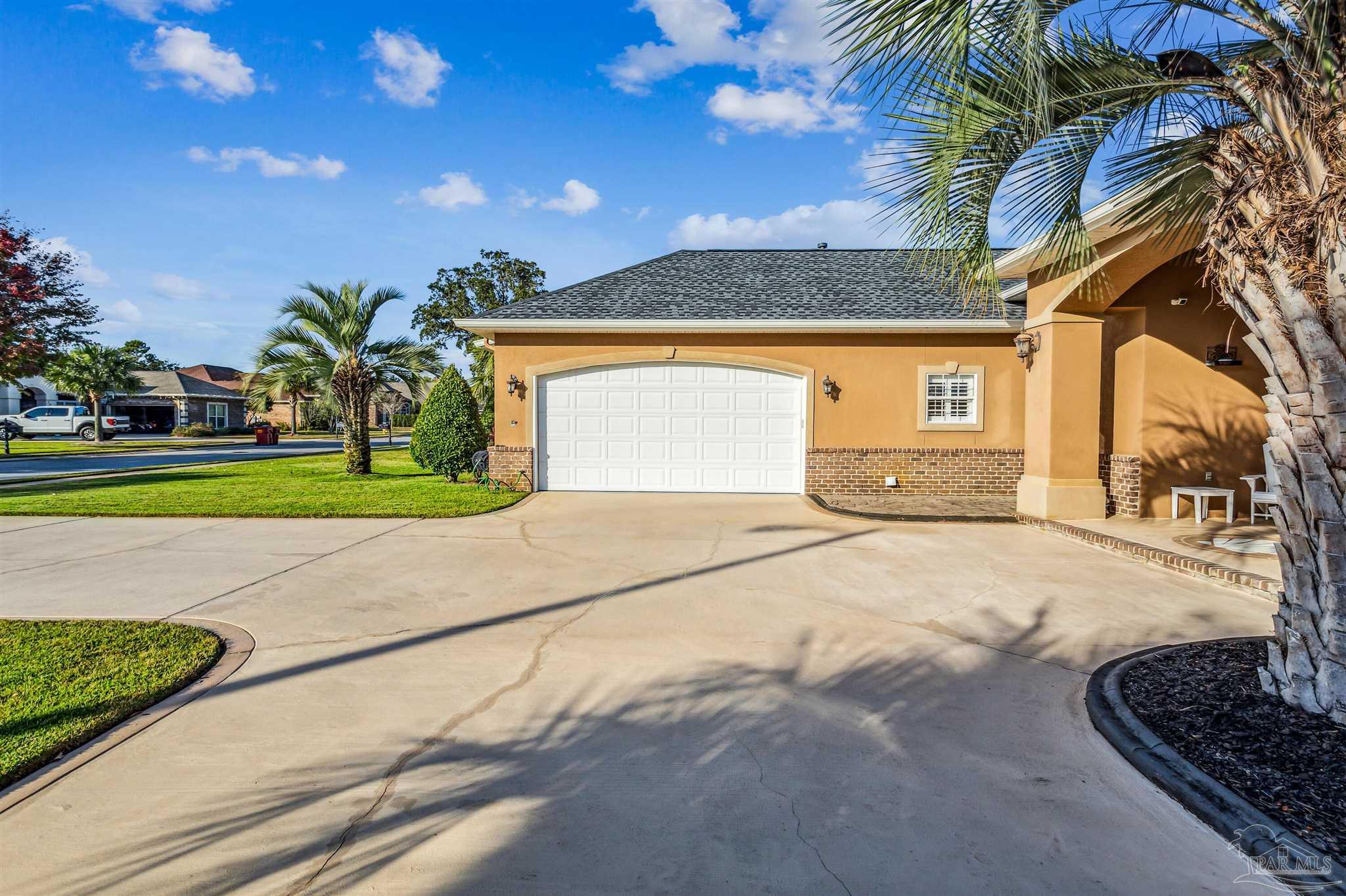 Navarre, Florida 32566, United States, 4 Bedrooms Bedrooms, ,3 BathroomsBathrooms,Residential,Contingent,25760