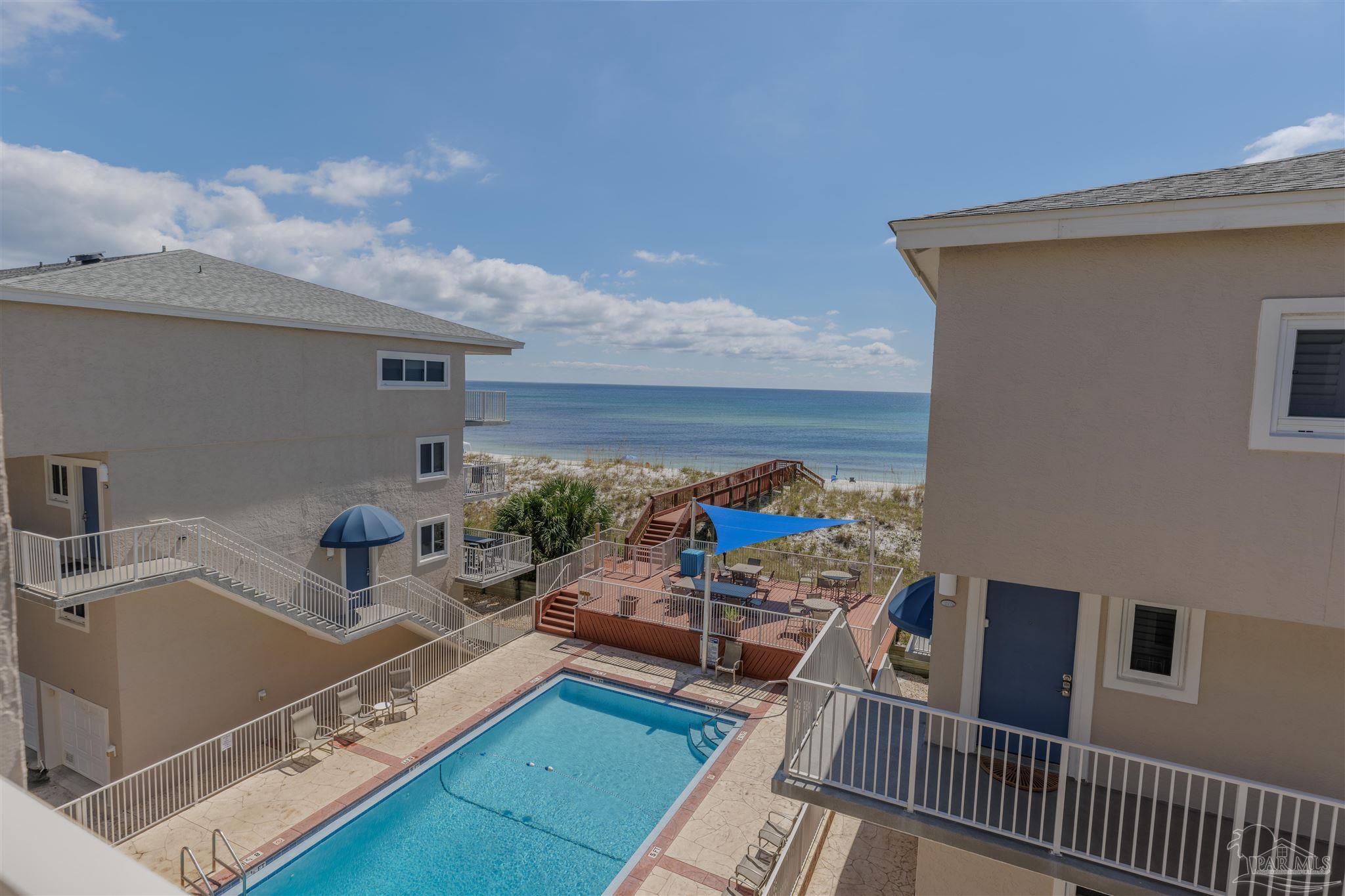 1111 Ft Pickens Rd 524