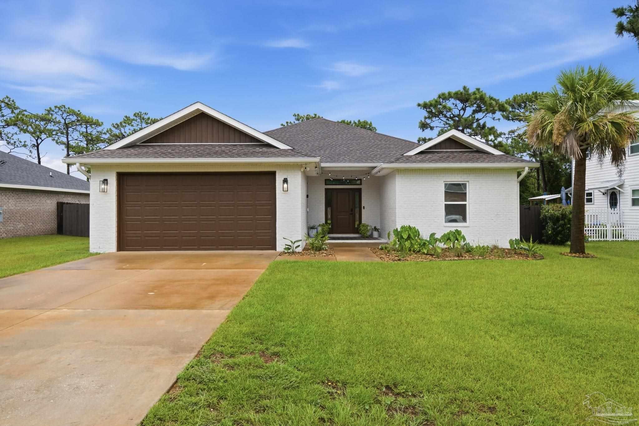 Photo 1 of 45 — 1602 Ponderosa Dr, Gulf Breeze, FL 32563