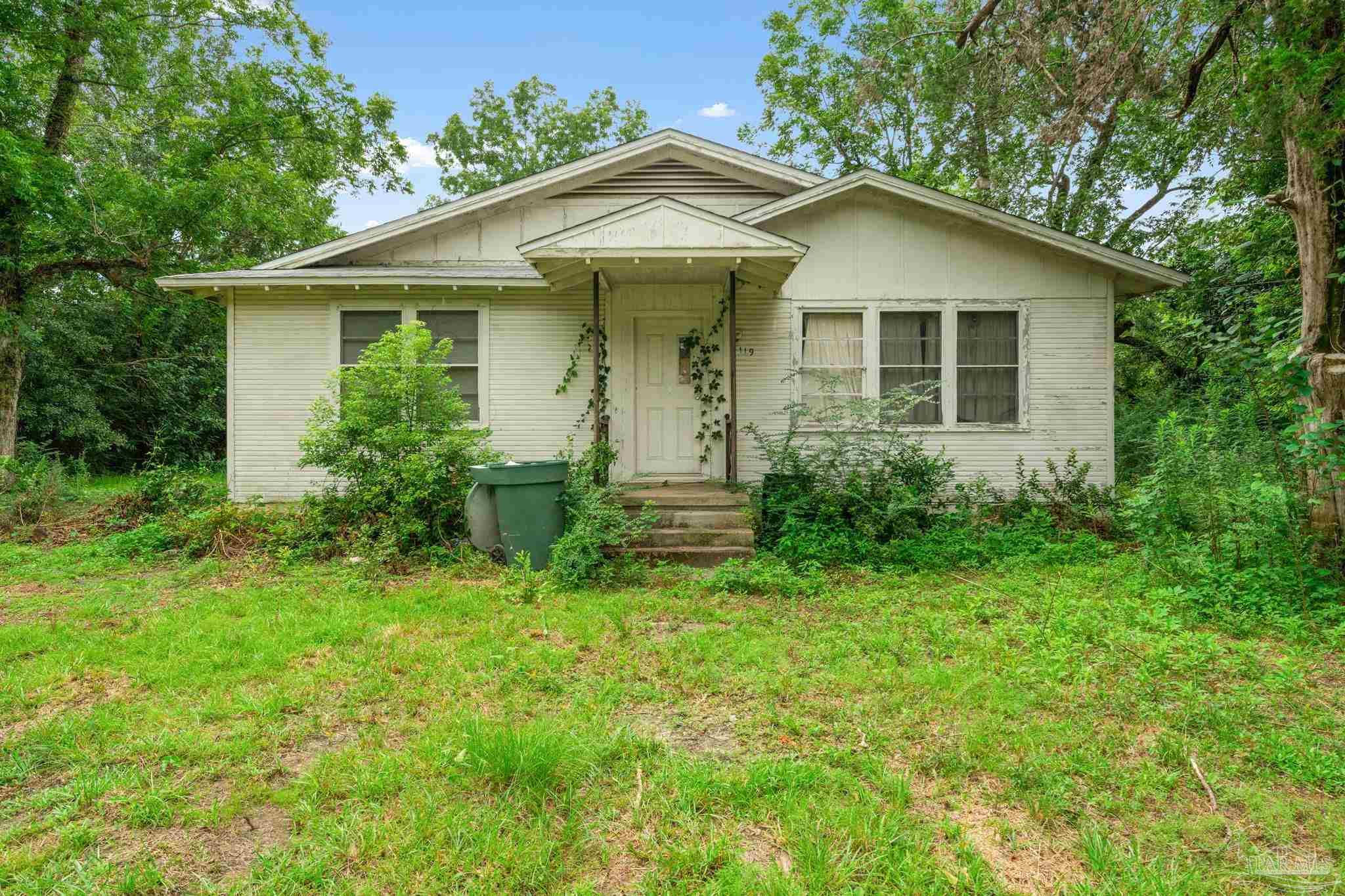 Photo 1 of 21 — 1119 E Olive Rd, Pensacola, FL 32514