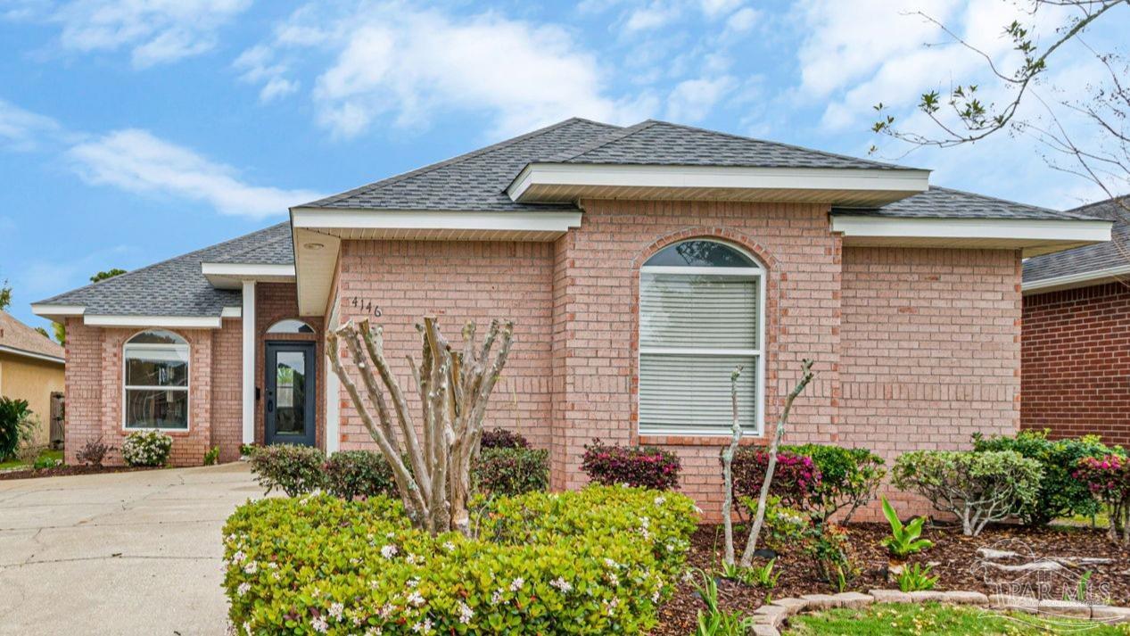 Photo 1 of 53 — 4146 Oak Pointe Dr, Gulf Breeze, FL 32563