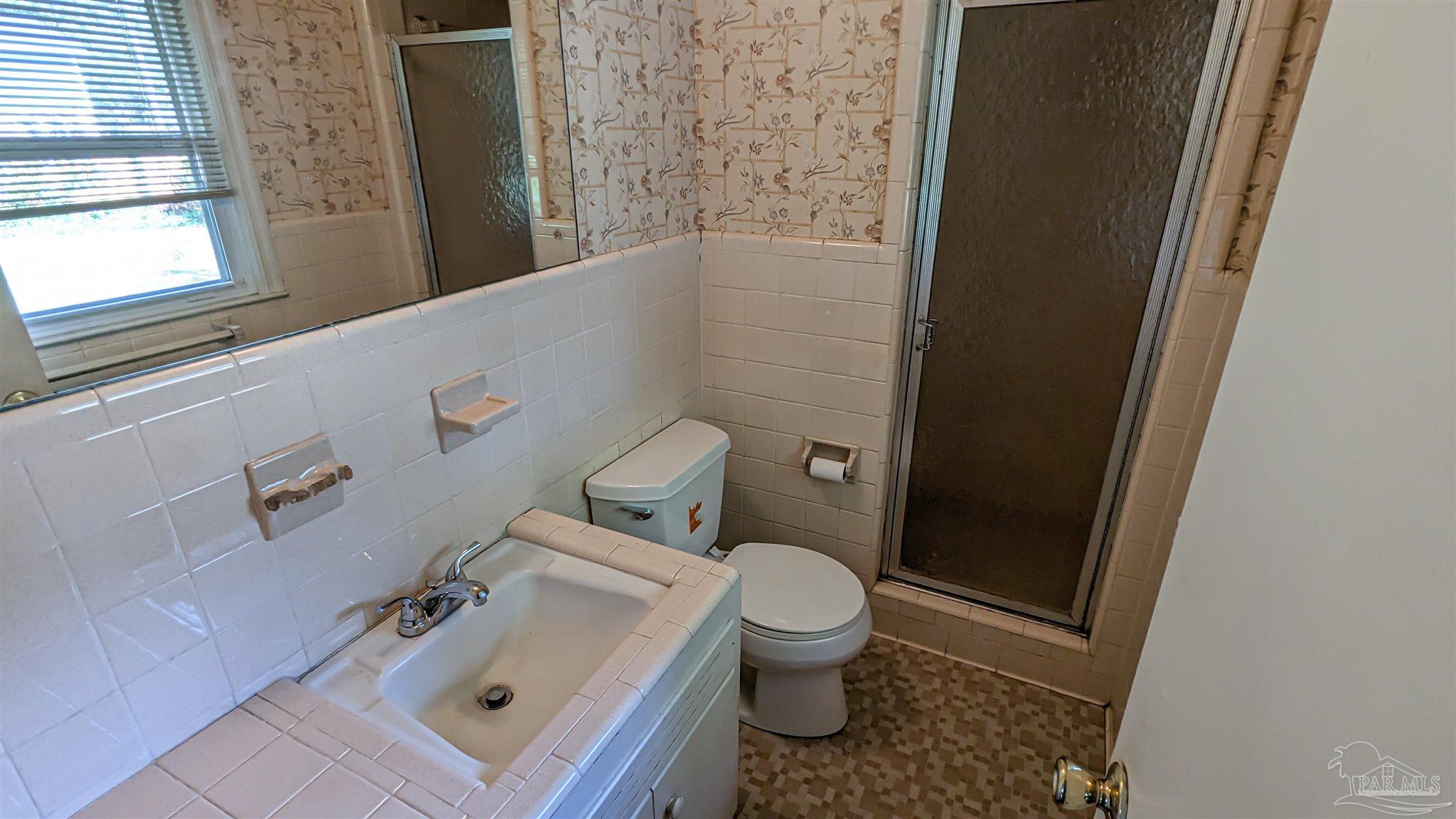Photo 16 of 22 of 1691 Foulis Dr house