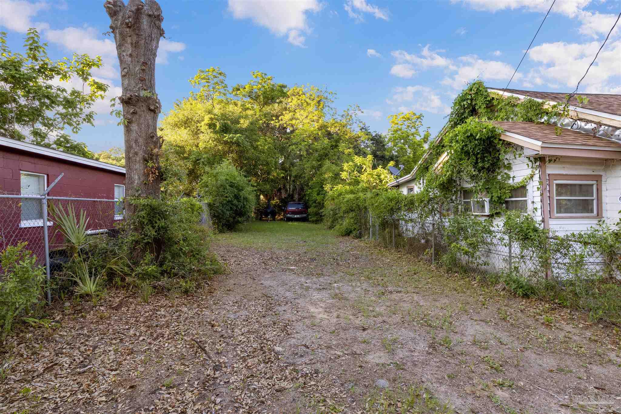 Photo 1 of 2 — 1200 W Brainerd St, Pensacola, FL 32501