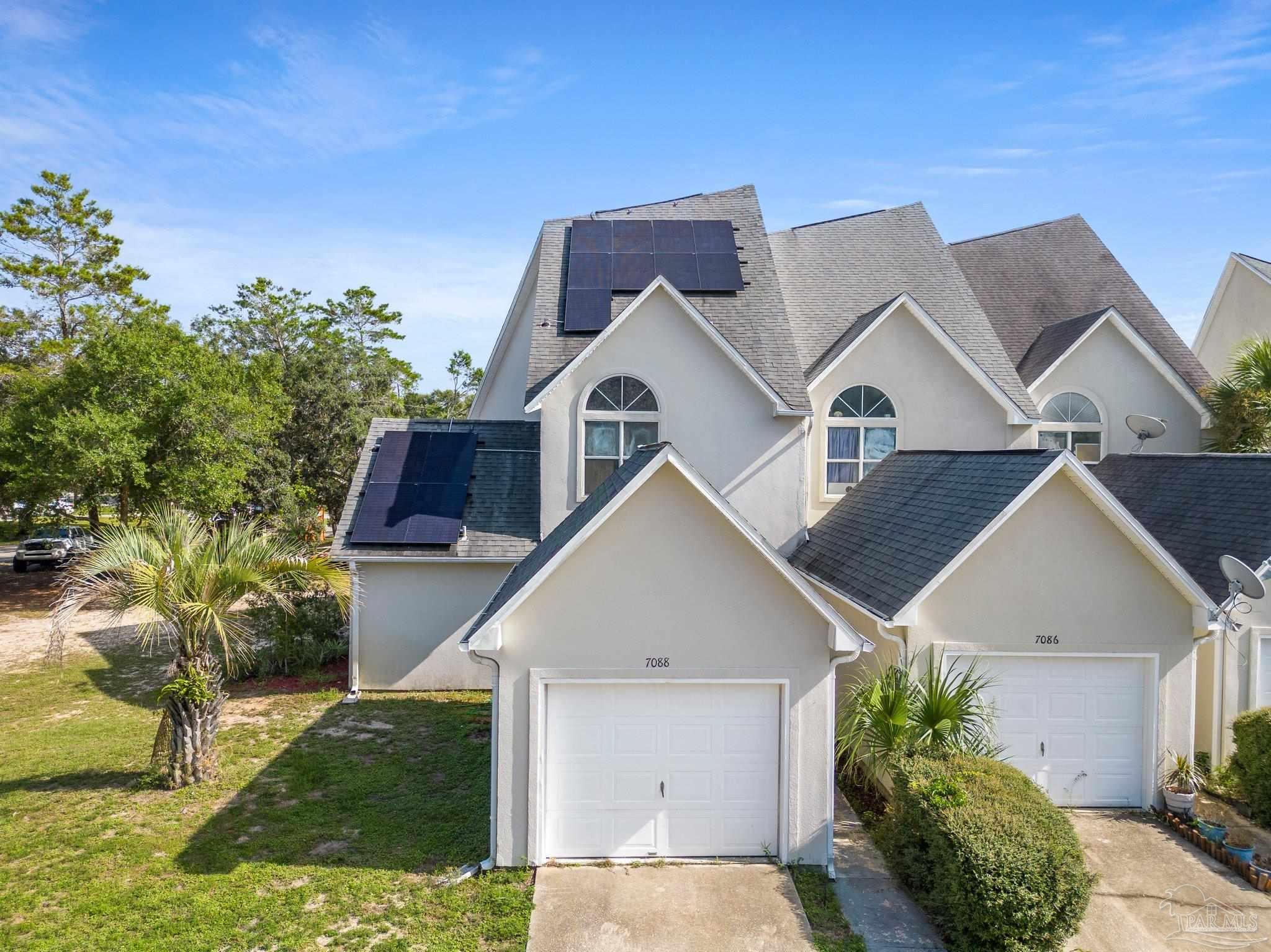 Photo 1 of 19 — 7088 Majestic Blvd, Navarre, FL 32566