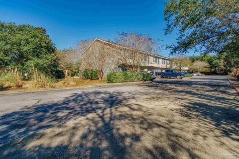 A home in Gulf Breeze