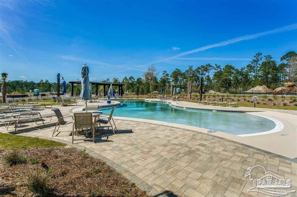 Pensacola, Florida 32526, United States, 4 Bedrooms Bedrooms, ,2 BathroomsBathrooms,Residential,Active,200244