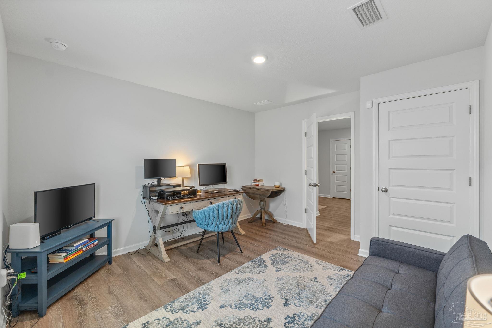 Pensacola, Florida 32526, United States, 4 Bedrooms Bedrooms, ,2 BathroomsBathrooms,Residential,Active,200244