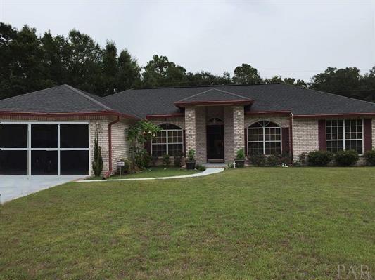Photo 1 of 12 — 6190 Swainson St, Milton, FL 32570