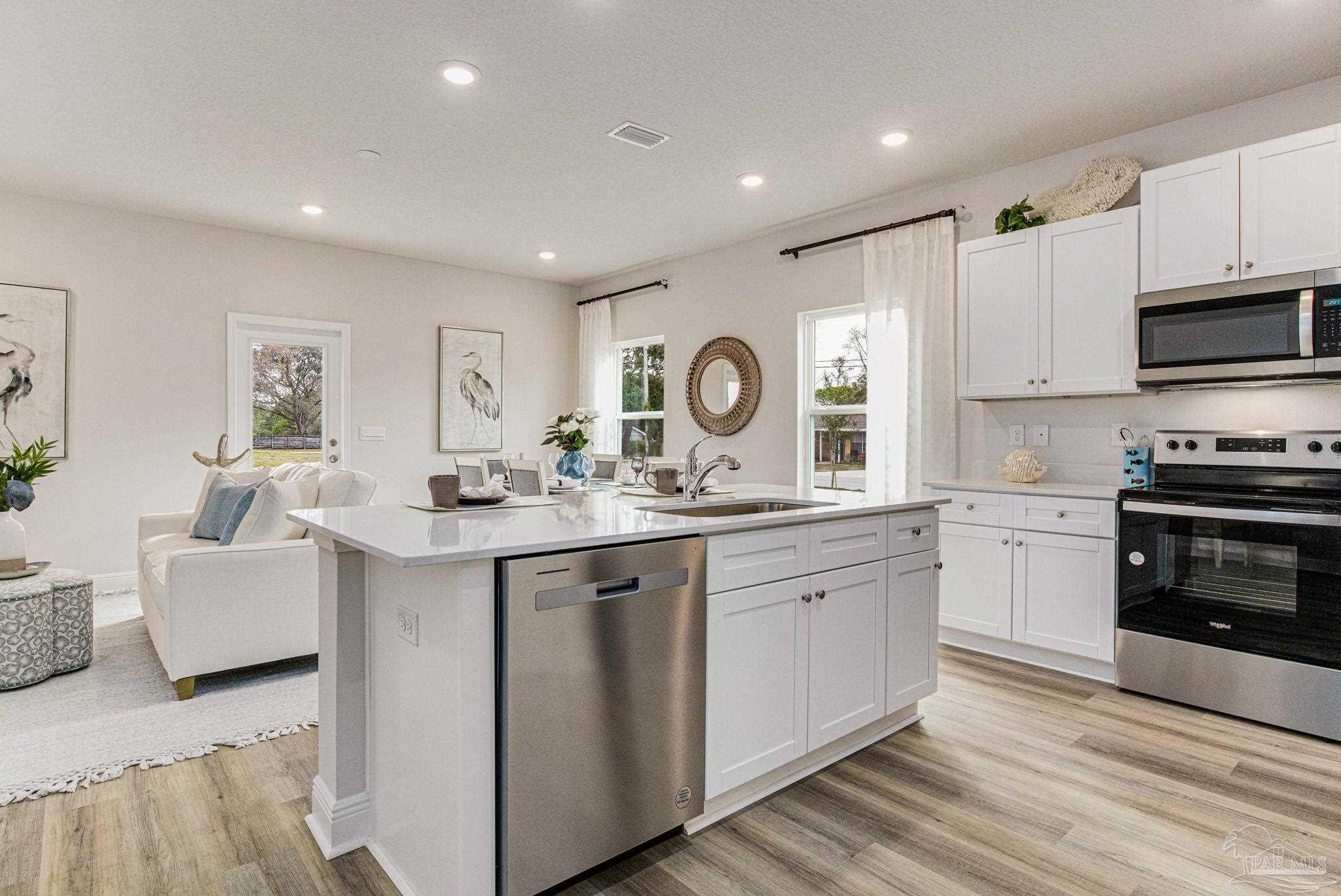 7143 Village Ln