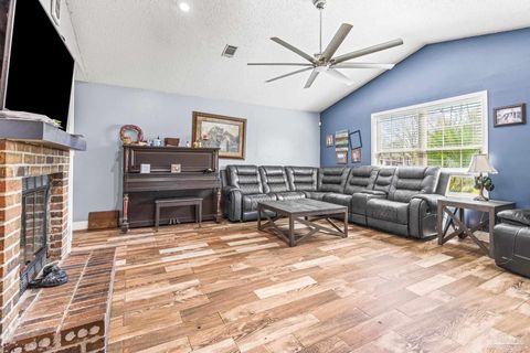 A home in Pace