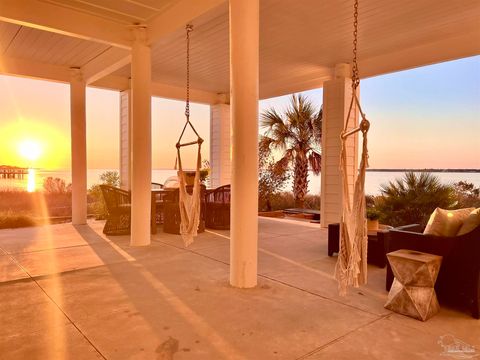 1466 Seaside Cir Navarre FL 32566