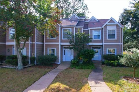 A home in Gulf Breeze