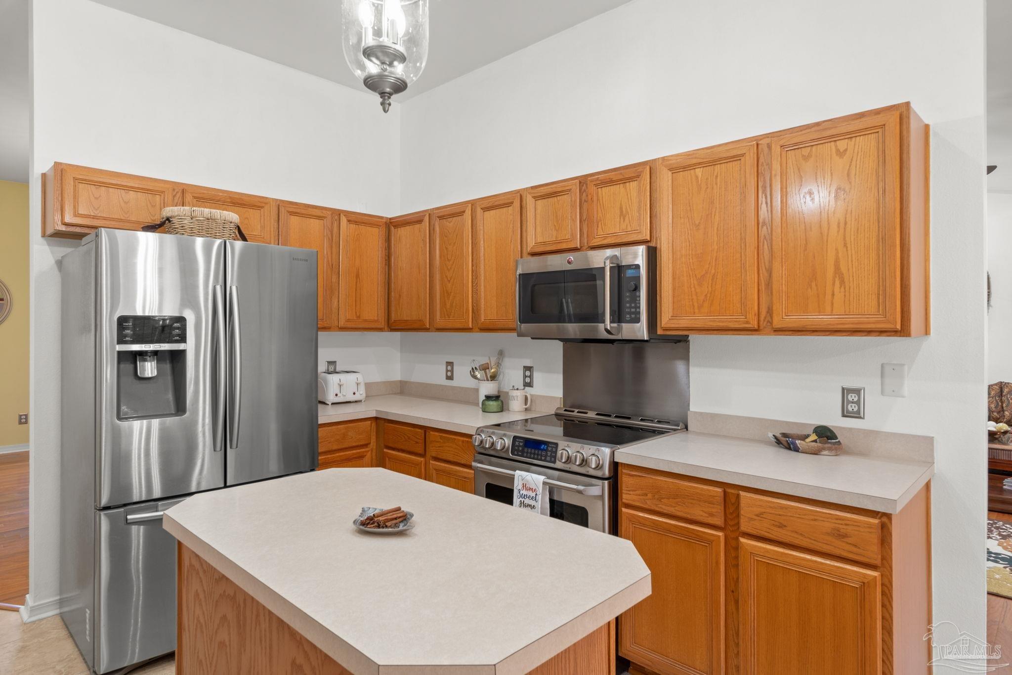 Navarre, Florida 32566, United States, 4 Bedrooms Bedrooms, ,2 BathroomsBathrooms,Residential,Active,257397