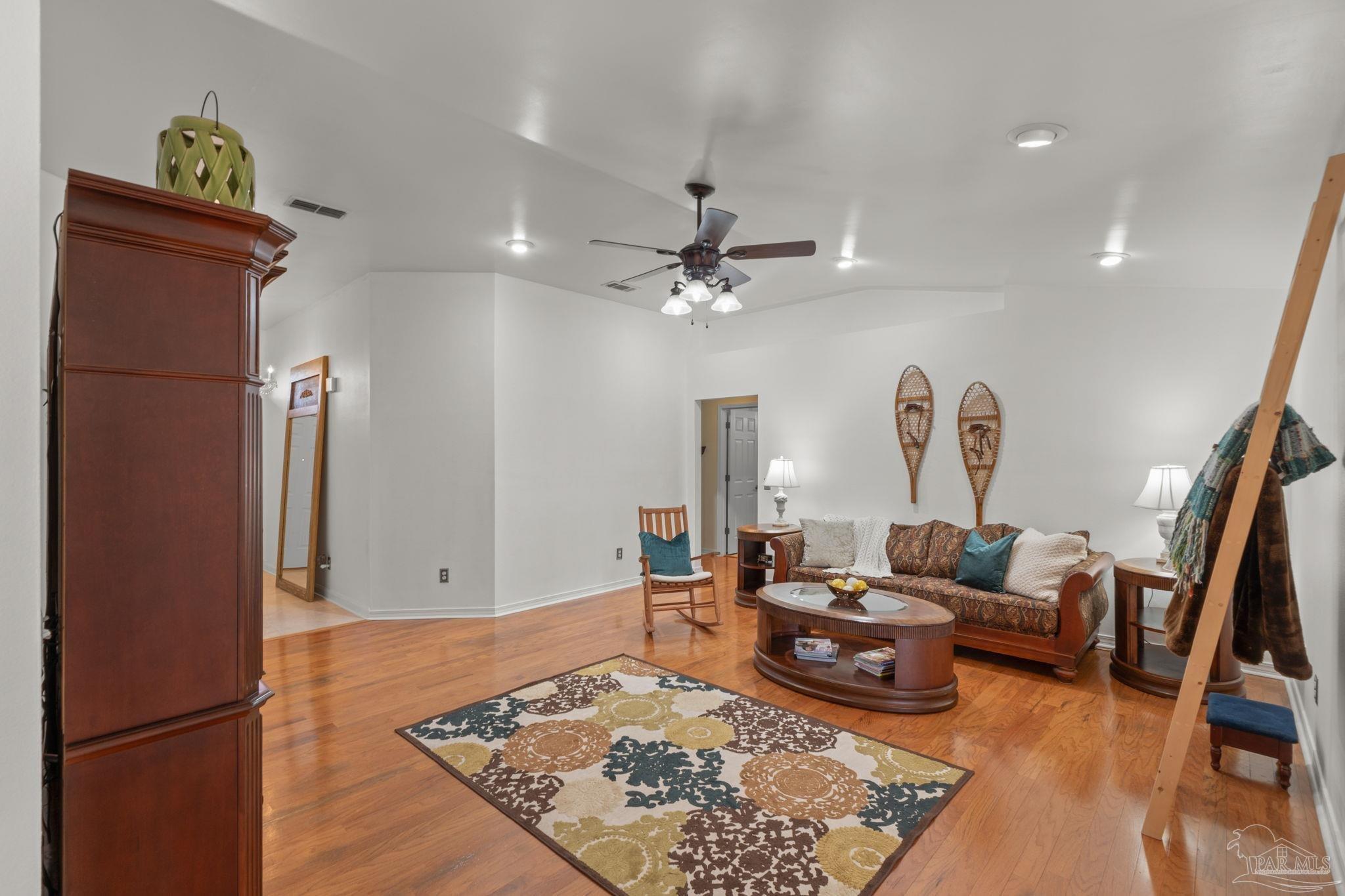 Navarre, Florida 32566, United States, 4 Bedrooms Bedrooms, ,2 BathroomsBathrooms,Residential,Active,257397