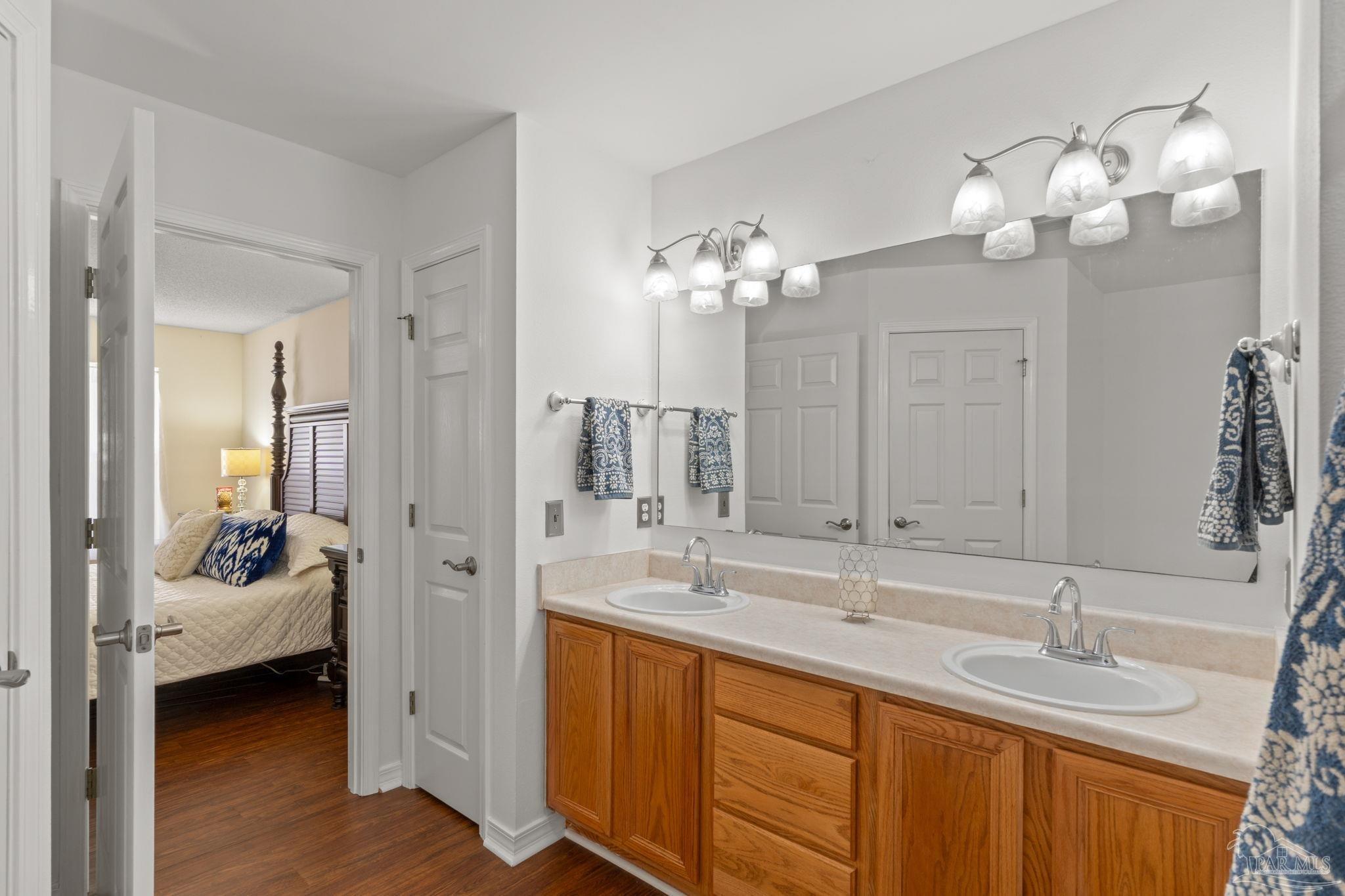 Navarre, Florida 32566, United States, 4 Bedrooms Bedrooms, ,2 BathroomsBathrooms,Residential,Active,257397