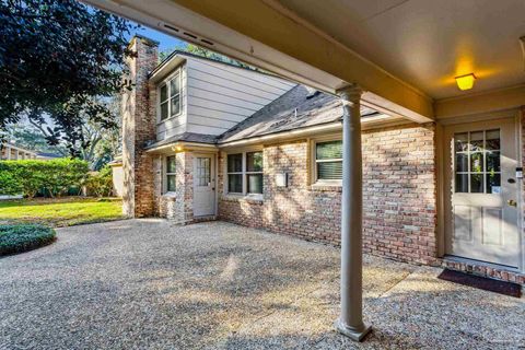 A home in Gulf Breeze