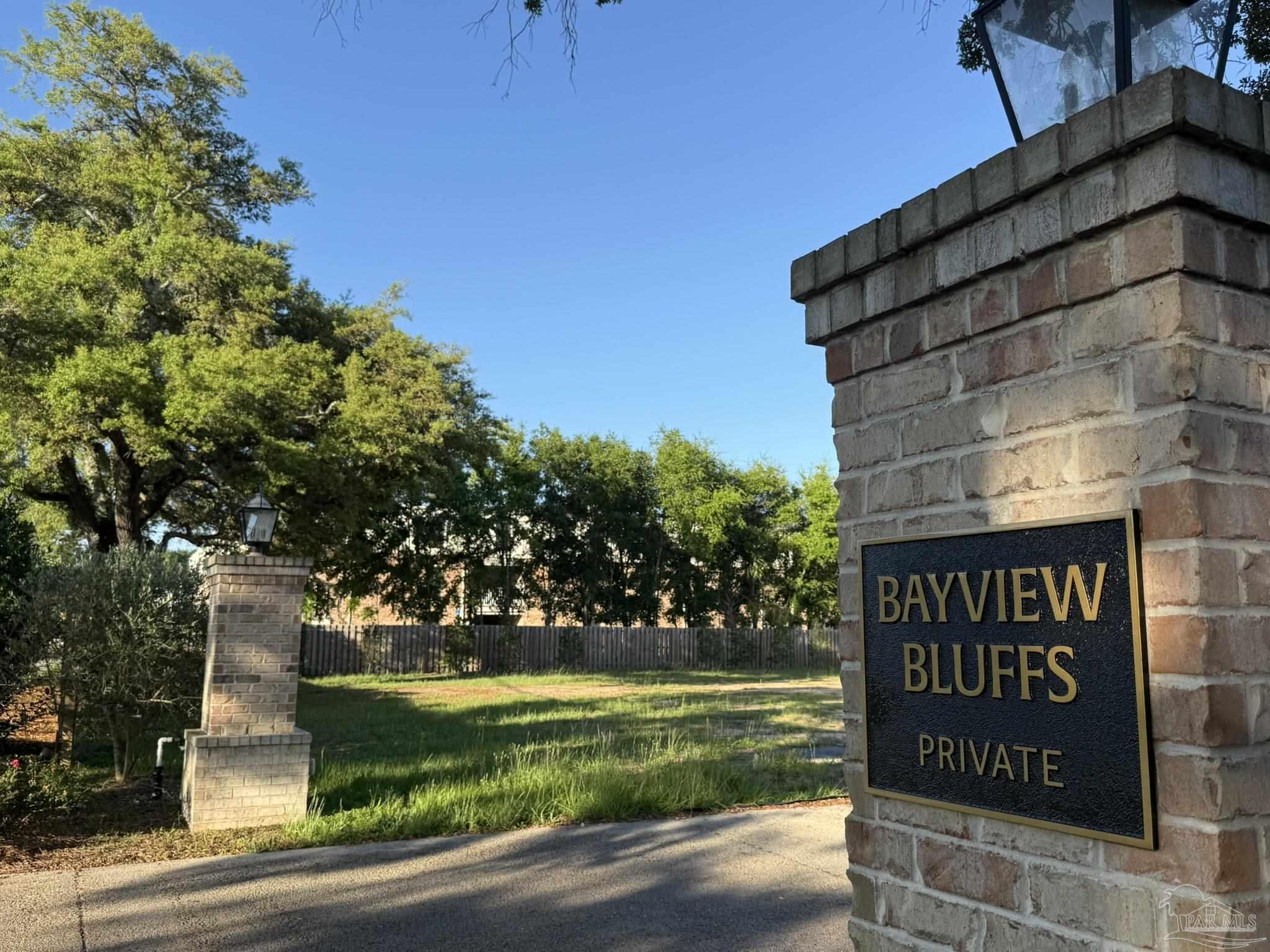 Photo 1 of 72 — 581 Chipley Ave, Pensacola, FL 32503