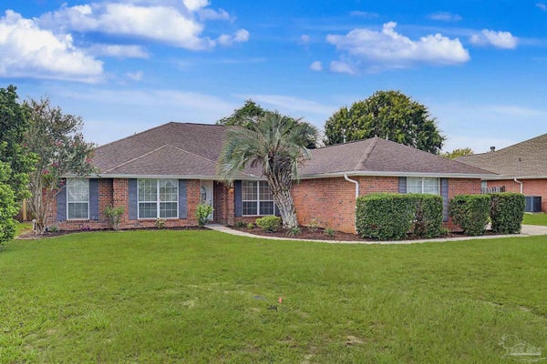 6041 FIREFLY DR, PENSACOLA, FL 32507 - Image f4d86fe267a3ca84cbdbc5c2bcf07ccb/3030063018