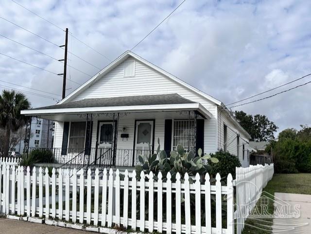 Pensacola, Florida 32502, United States, 3 Bedrooms Bedrooms, ,1 BathroomBathrooms,Residential,Contingent,4692