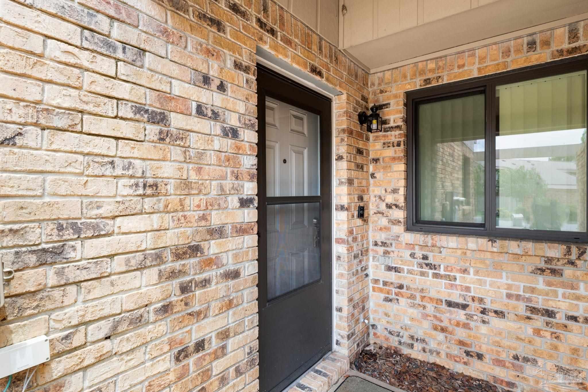 2820 Villager Cir