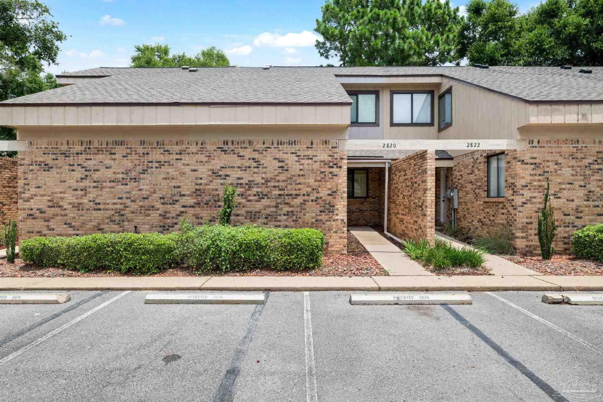 2820 Villager Cir