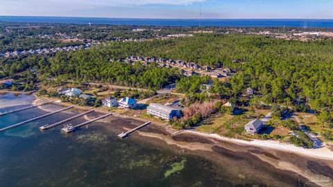 A home in Gulf Breeze