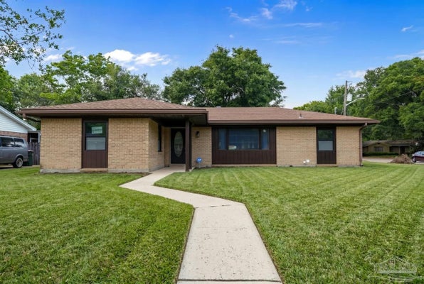 842 BELAIR RD, PENSACOLA, FL 32505 - Image f5fdde99cbbfd889f69f89d912b81c2a/2052607841