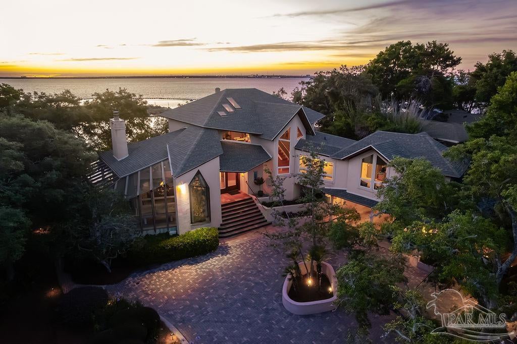Photo 1 of 61 — 92 Highpoint Dr, Gulf Breeze, FL 32561