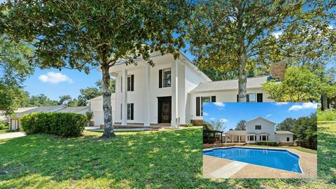 5818 Roble Loma Dr Pensacola FL 32526