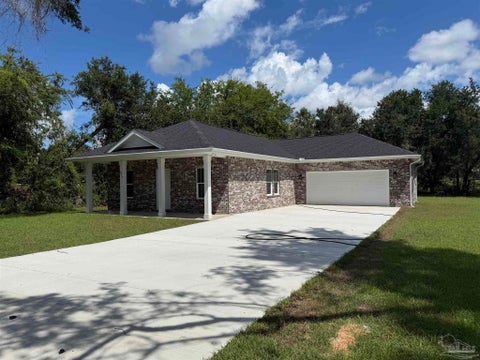 Featured picture for the property 684785