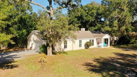 A home in Gulf Breeze