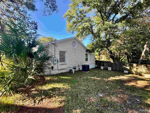 A home in Gulf Breeze