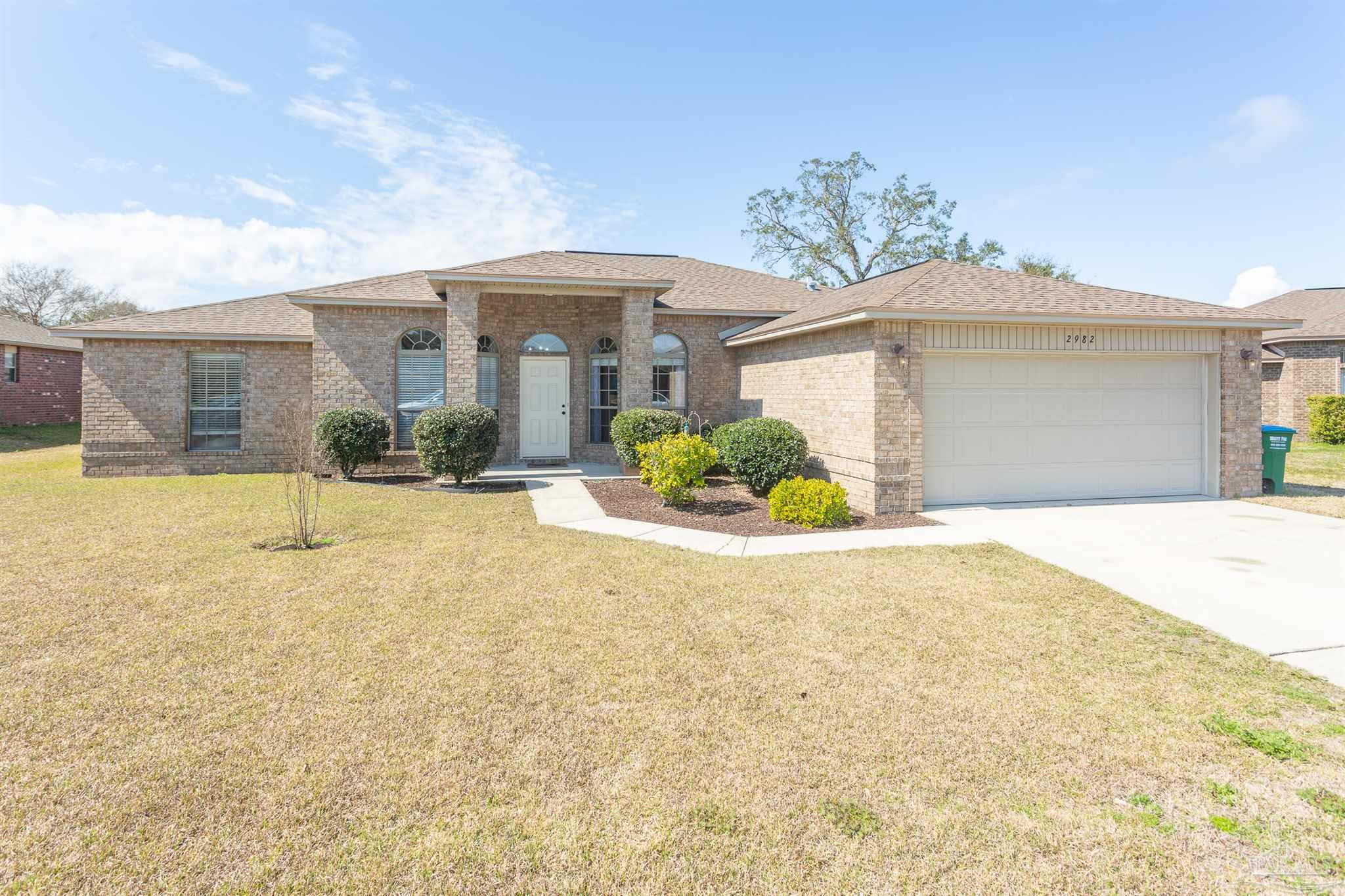 Photo 1 of 40 — 2982 Ensenada Ct, Navarre, FL 32566