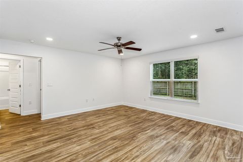 A home in Navarre