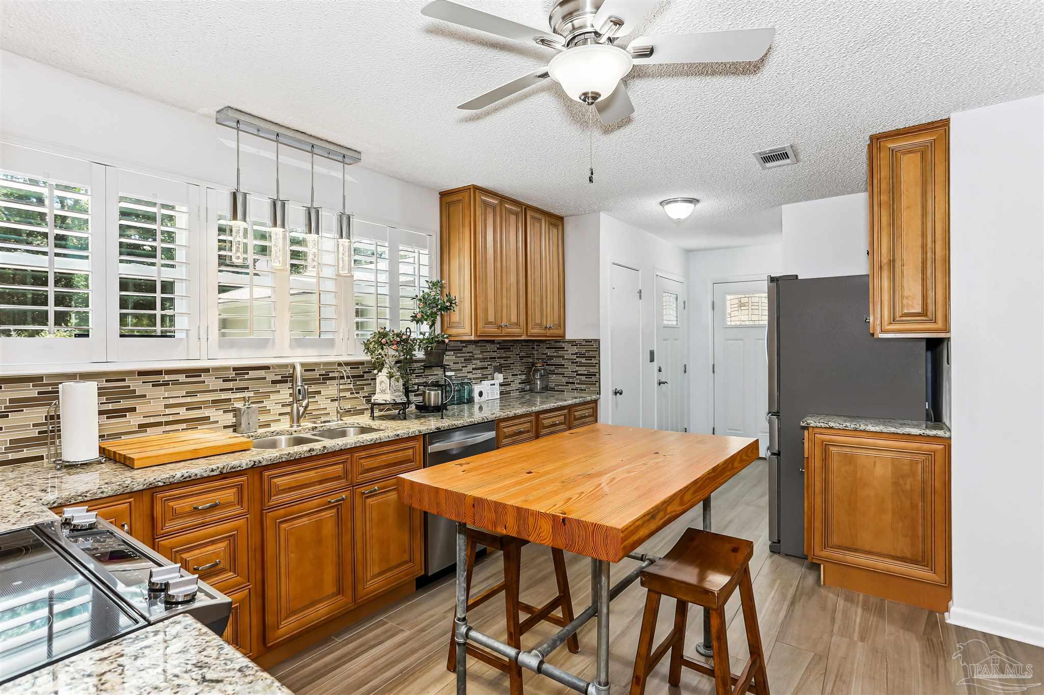 Milton, Florida 32570, United States, 3 Bedrooms Bedrooms, ,2 BathroomsBathrooms,Residential,Active,205561