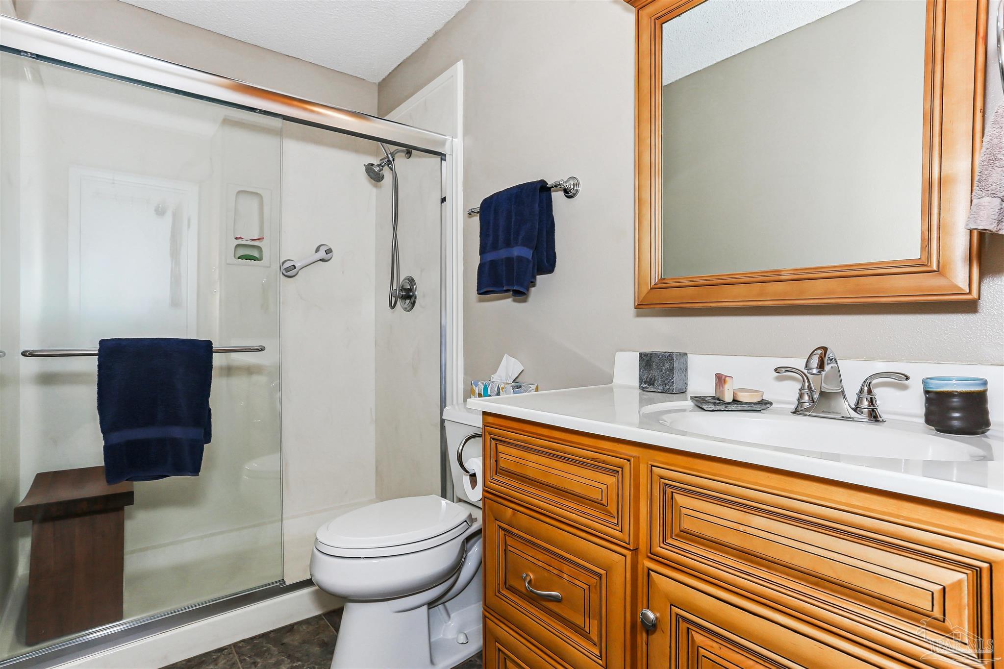 Milton, Florida 32570, United States, 3 Bedrooms Bedrooms, ,2 BathroomsBathrooms,Residential,Active,205561