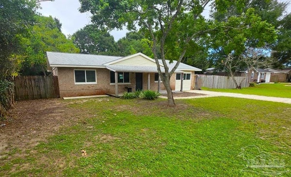 2820 CHRISTINE ST, PENSACOLA, FL 32526 - Image fc73fe2983a2026b73bc7ca700e5f0fa/2378849046