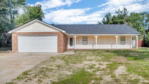 A home in Gulf Breeze