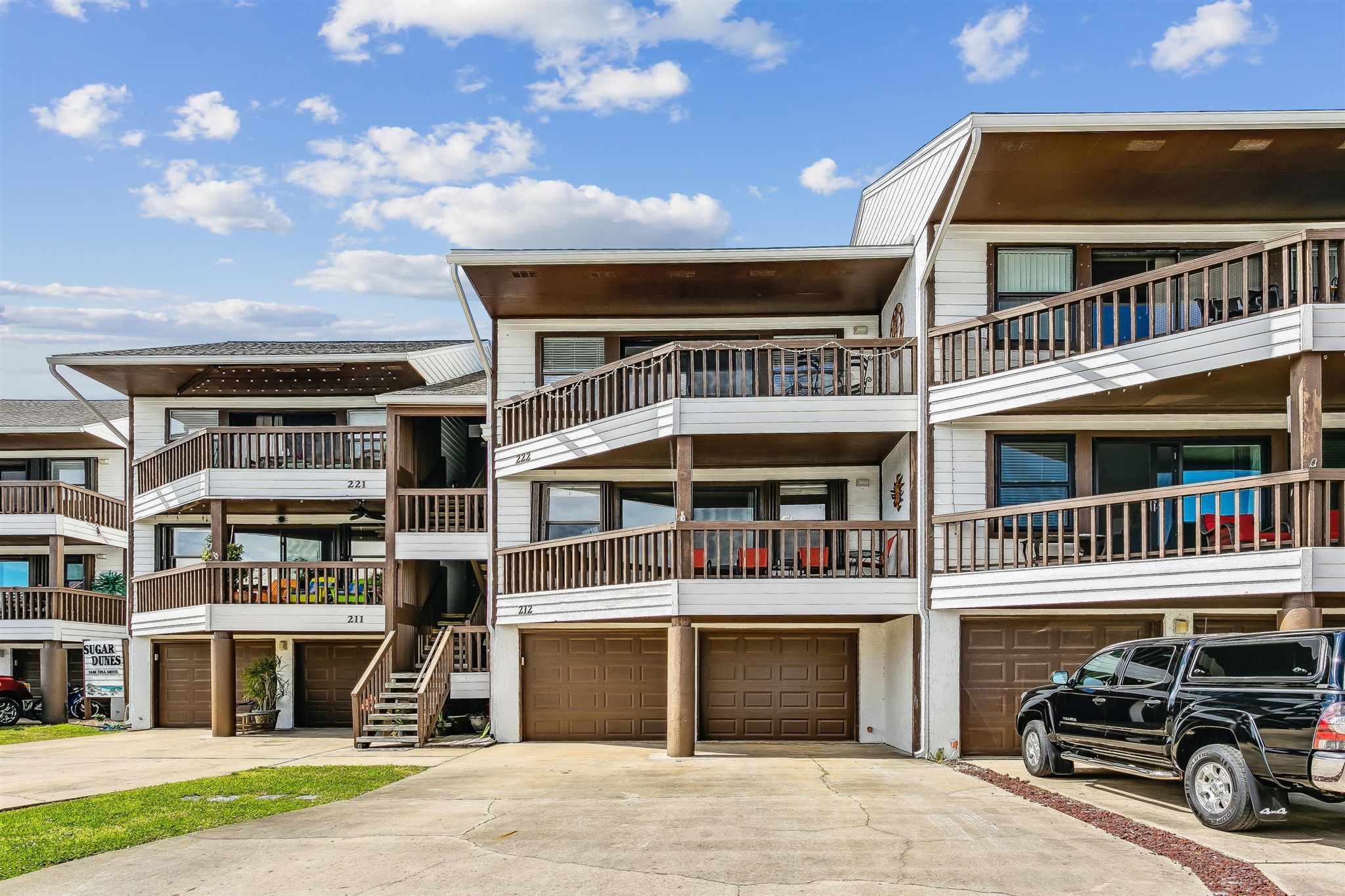 Photo 5 of 29 of 1448 Tina Dr 212 condo