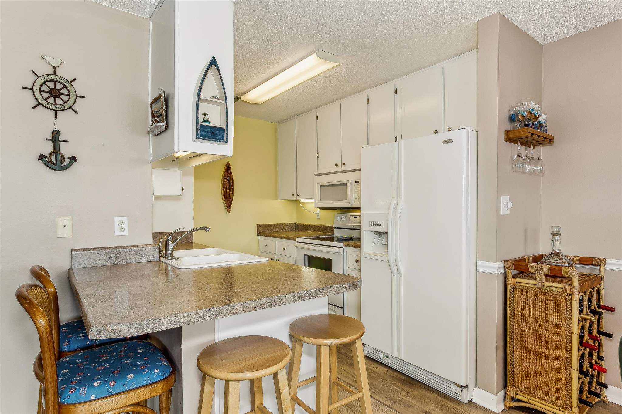 Photo 11 of 29 of 1448 Tina Dr 212 condo