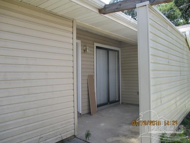 Photo 1 of 9 — 6326 W Fairfield Dr B, Pensacola, FL 32506