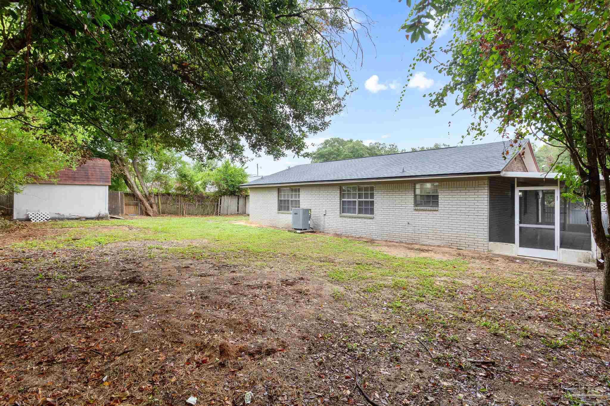 Pensacola, Florida 32526, United States, 3 Bedrooms Bedrooms, ,2 BathroomsBathrooms,Residential,Pending,16752