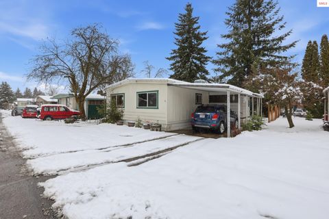 Photo of 8901 E N Starr Loop, Hayden, ID 83835 (MLS # 20261057)